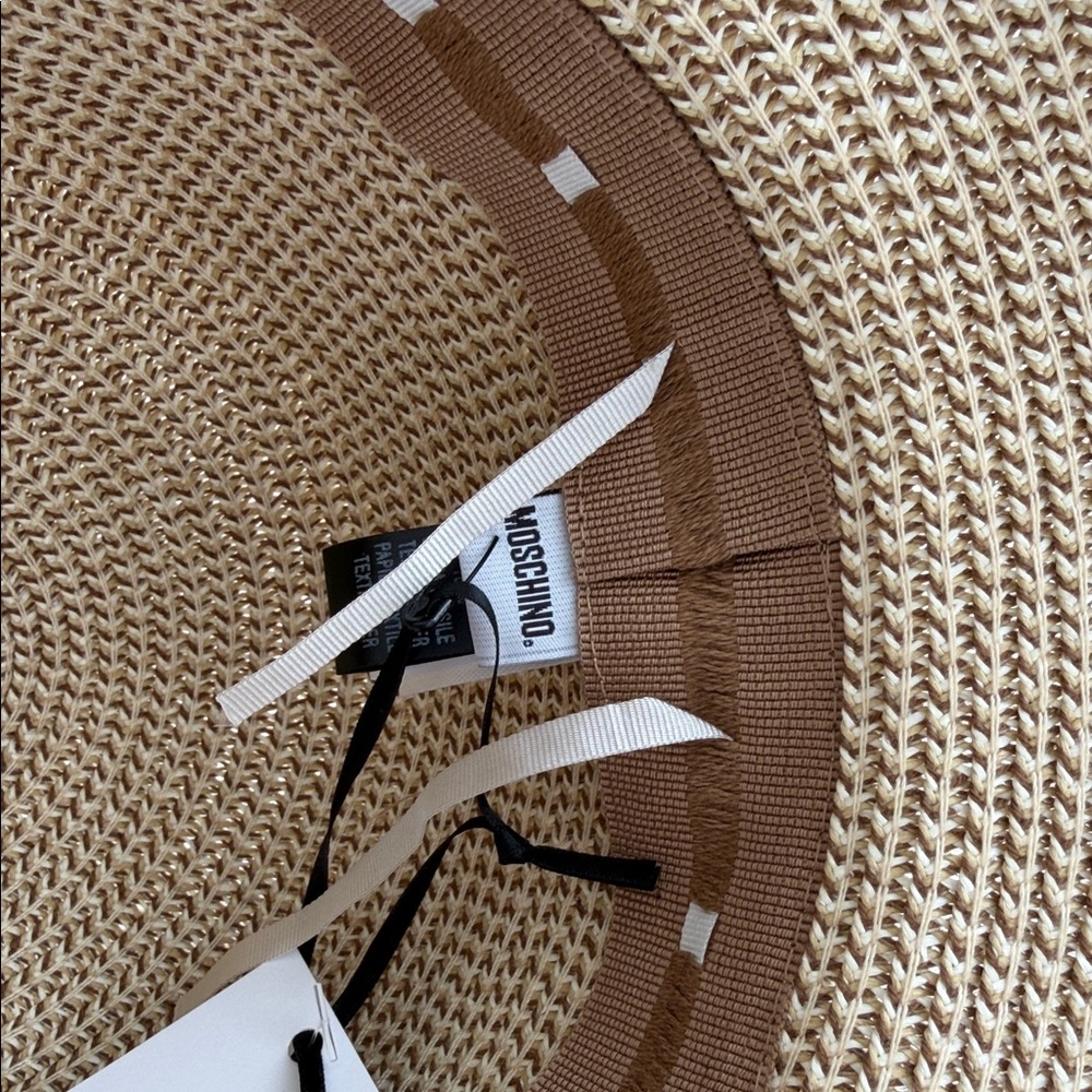 ๐๐๐ MOSCHINO LETTERING LOGO RAFFIA HAT - Picture 7 of 9